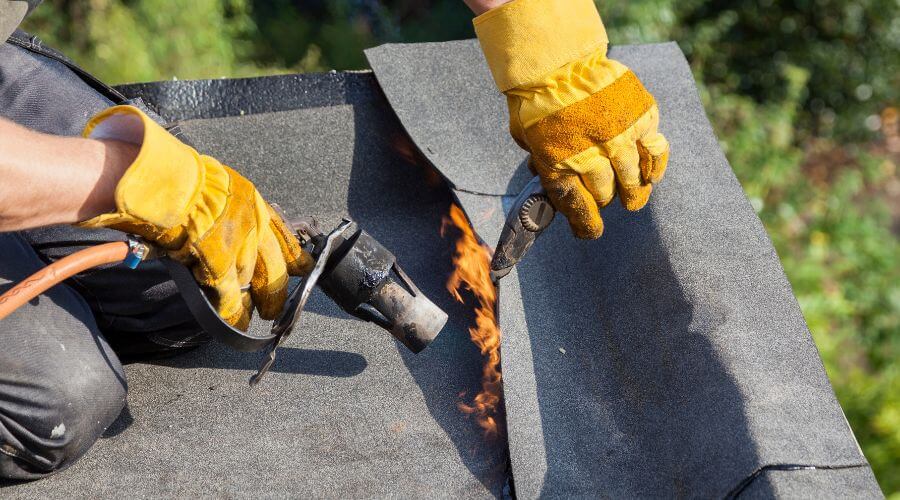 Expert Emergency Roof Repairs services in Cleveland, ND